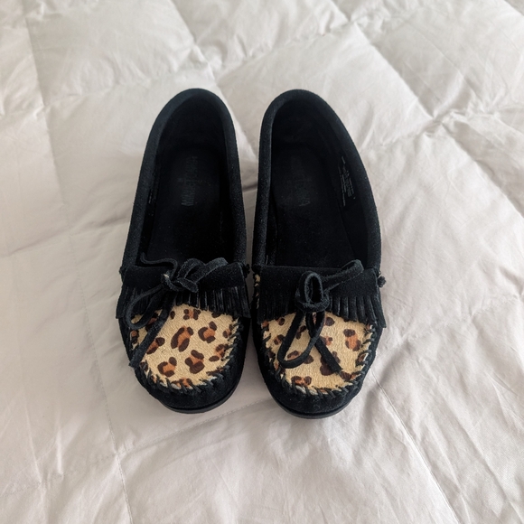 Minnetonka Black Suede And Calf Hair Loafers RARE - Picture 2 of 7
